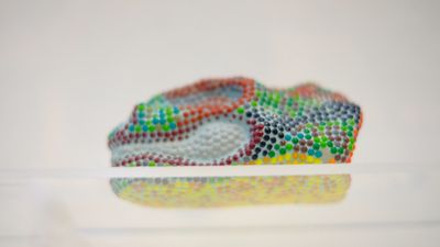 Beaded worm, Manifold, 2024